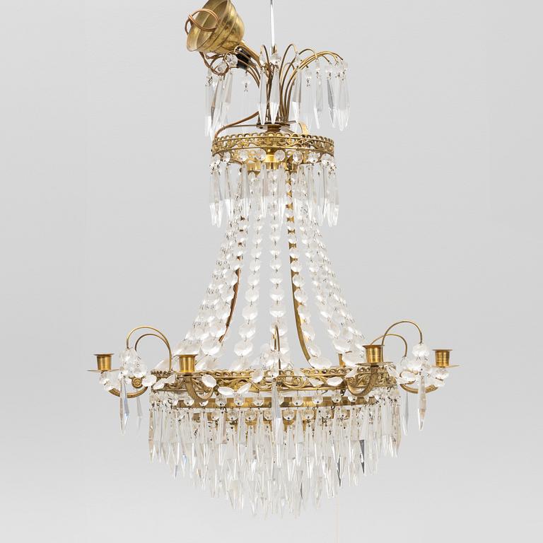 A Gustavian style chandelier, mid-20th Century.