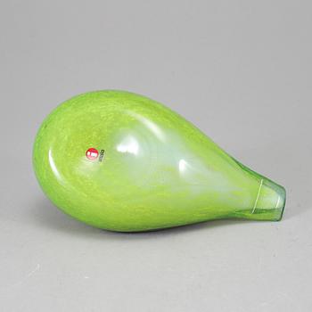 OIVA TOIKKA, glasfågel, Male Common Teal (Tavi Vihreää), 1999, signerad O. Toikka Nuutajärvi.