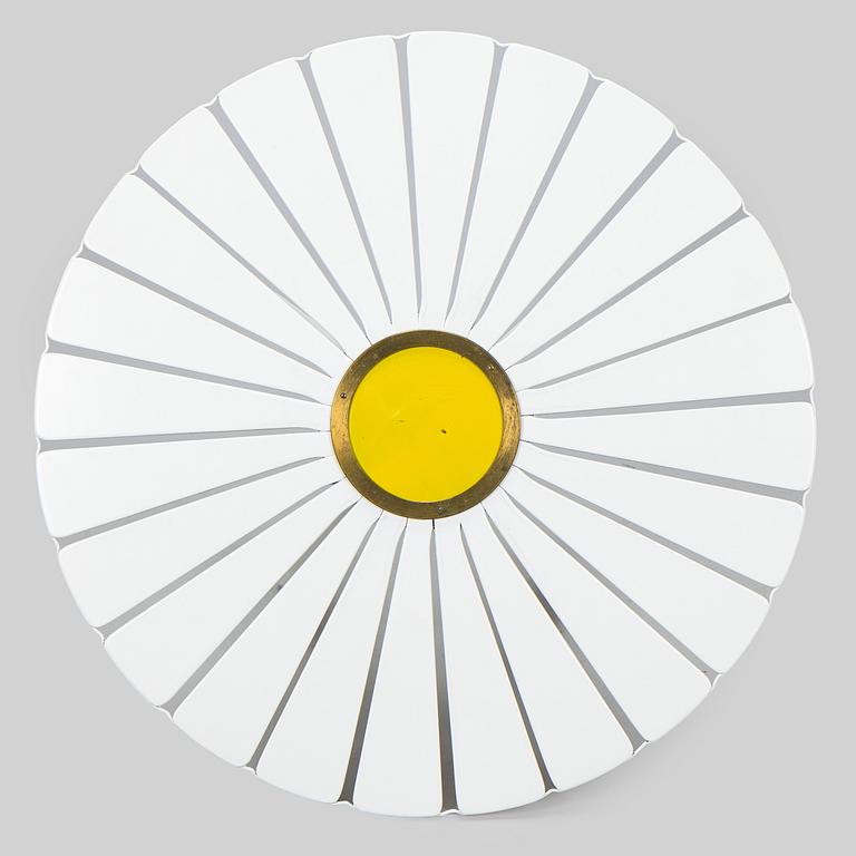 Alvar & Aino Aalto, ”Aurinko”-sarjan pöytä, O.Y. Huonekalu- ja Rakennustyötehdas A.B., 1900-luvun puoliväli, sekä, tuoleja, 4 kpl Artek 2000.