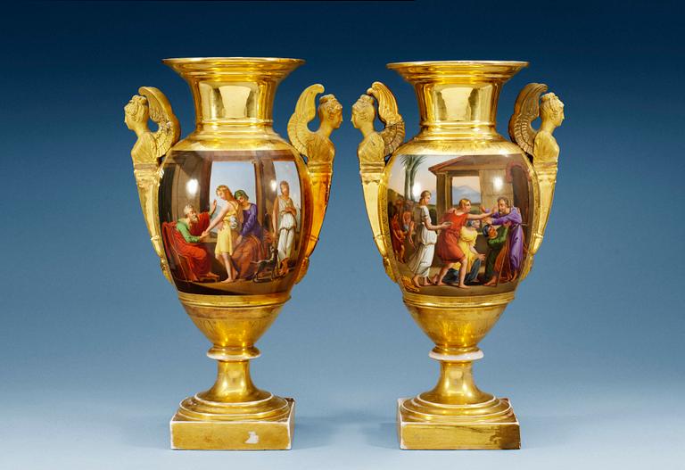 A pair of Empire vases, first half of 19th Century. (2).