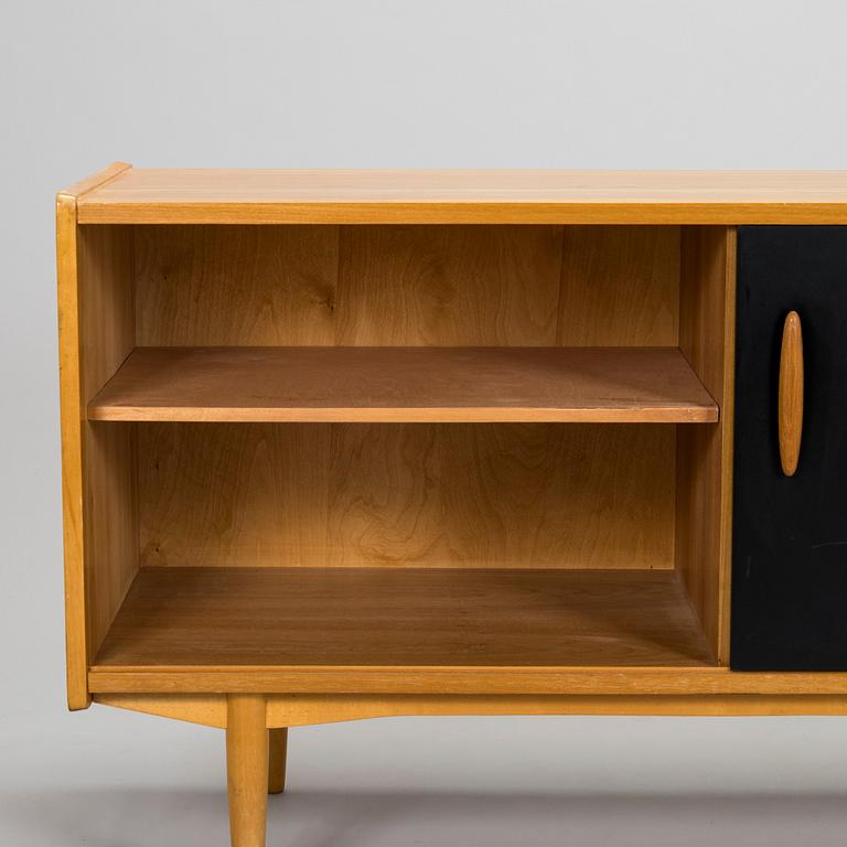 Nils Jonsson, sideboard / skänk, modell 222, (4008) licenstillverkad av Asko, Finland 1950/60-tal.