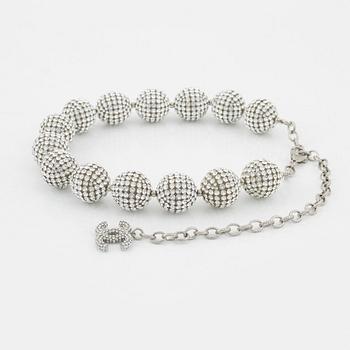 Chanel, "Crystal ball necklace", 2018.