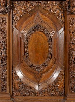 An early 18th Century baroque cabinet.