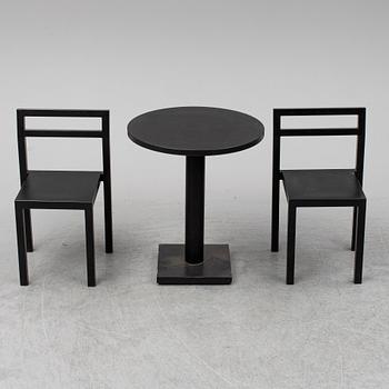 BORIS BERLIN/POUL CHRISTIANSEN, bord med två stolar, "Non", Komplot design, Källemo.