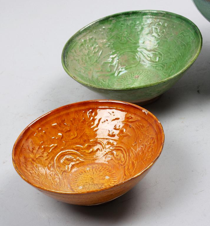 SKÅLAR, 3 st. Keramik. Kina.