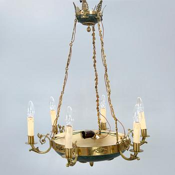 Taklampa empire-stil 1900-talets mitt.