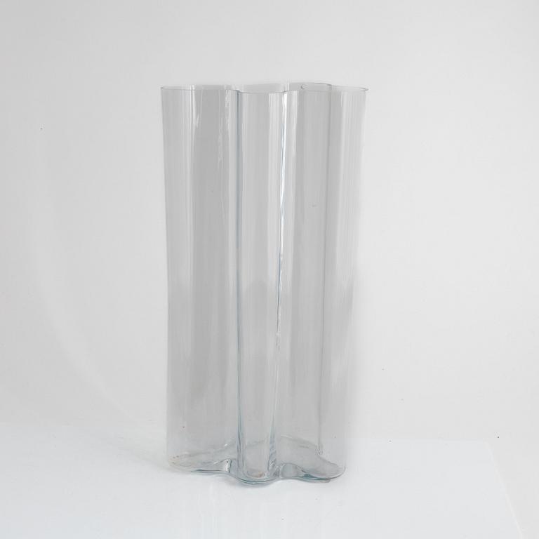 An Alvar Aalto vase, model 0551, signed Alvar Aalto Iittala 2000.