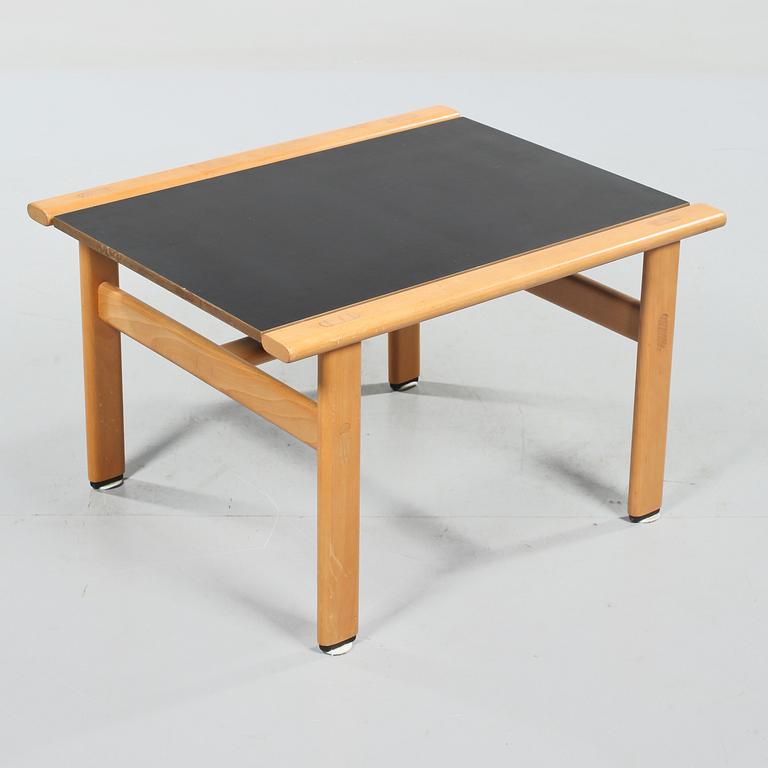 SOFFBORD, Fritz Hansen, Danmark, 1900-talets andra hälft.
