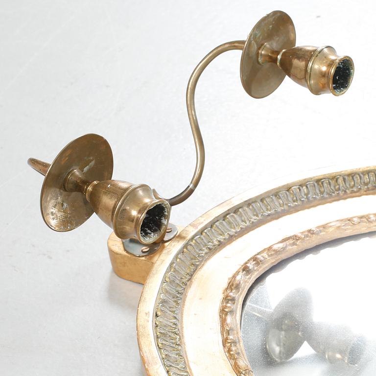 SPEGELLAMPETTER, ett par, en signerad Johan Martin Berg, Karl Johan, Göteborg, 1800-talets första hälft.