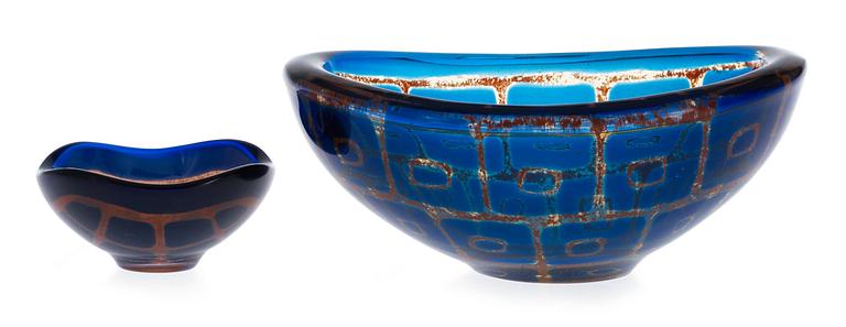 Two Sven Palmqvist 'Ravenna' glass bowls, Orrefors 1966 and 1951.