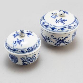 A 50-piece porcelain 'Onion pattern' service from Meissen, Germany.