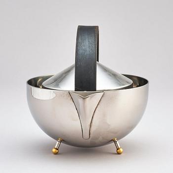 Richard Sapper, & Carsten Jörgensen, a water- and tea boiler, Alessi and Bodum, late 20th century.