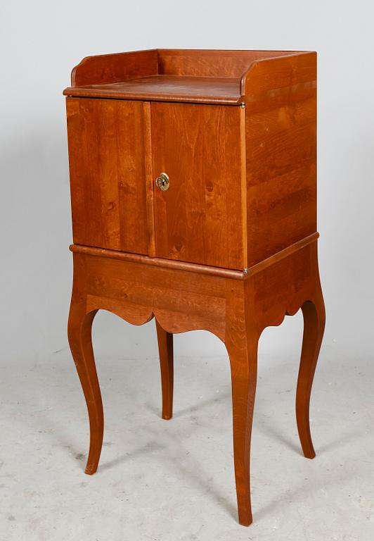 POTTSKÅP, Ikeas 1700-talsserie.