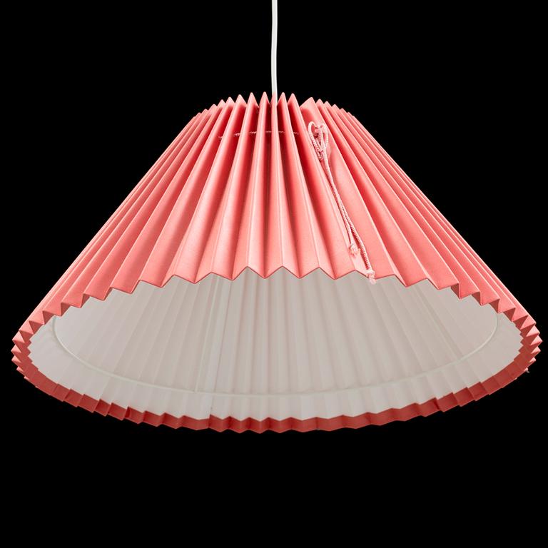 A Josef Frank ceiling light, second half of the 20th century. Höjd ca 28 cm.