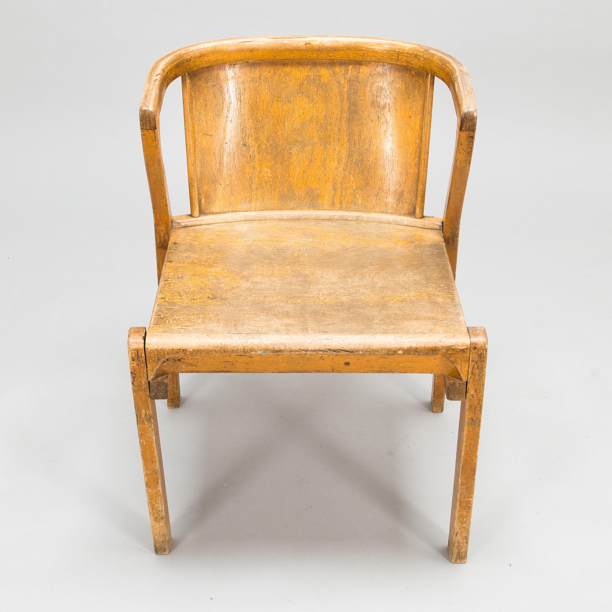 Alvar Aalto, nojatuoli, malli 2,  O.Y. Huonekalu- ja Rakennustyötehdas A.B. 1.