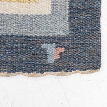 Erik Lundberg, a flat weave carpet, c. 242 x 175 cm.