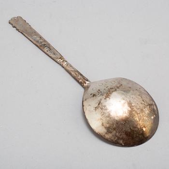 Sked, silver, Herman Brouer (v Trondheim 1686-1703).