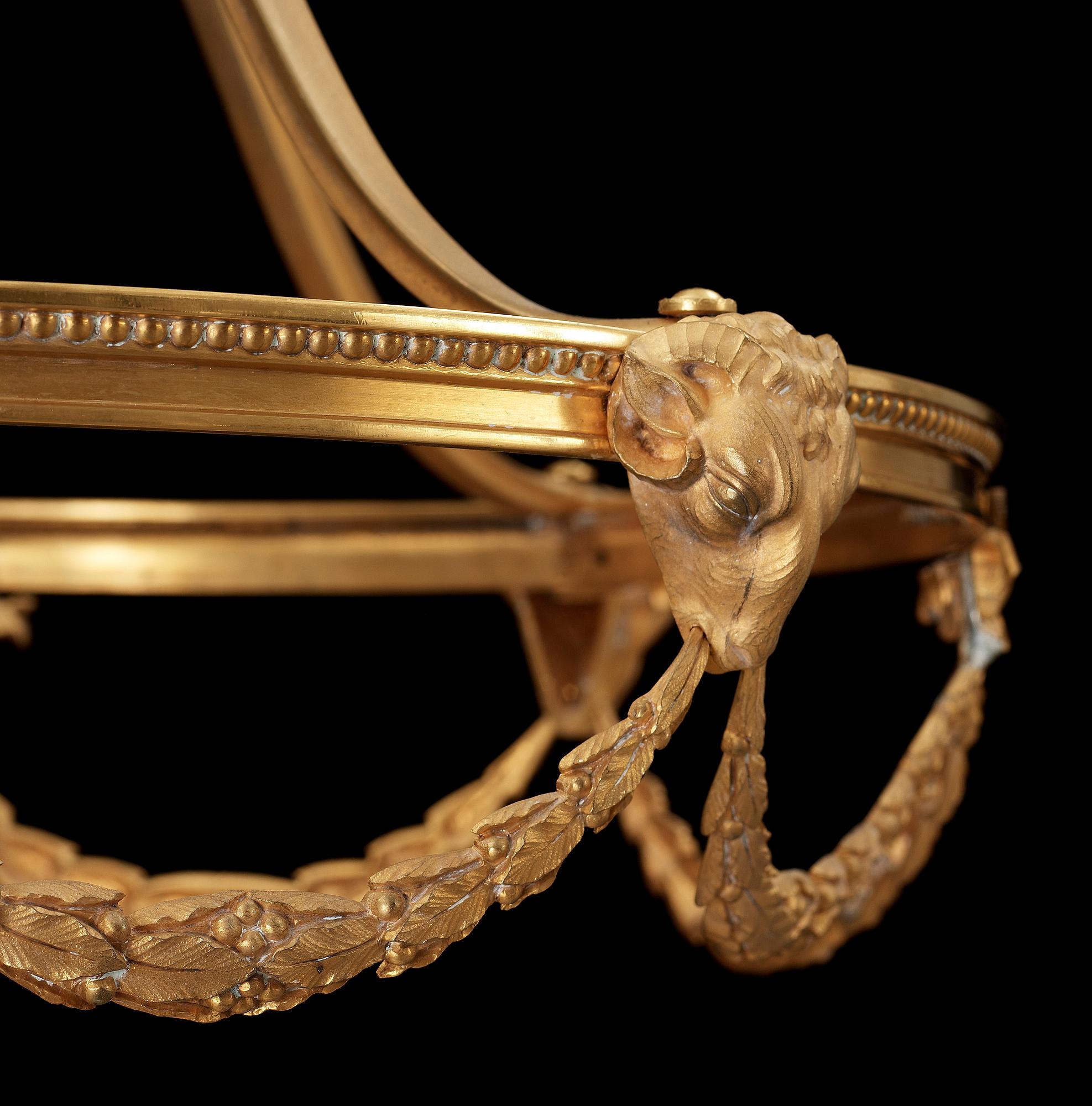 LJUSKRONA, förgylld metall, empirestil, tidigt 1900-tal. H 74.