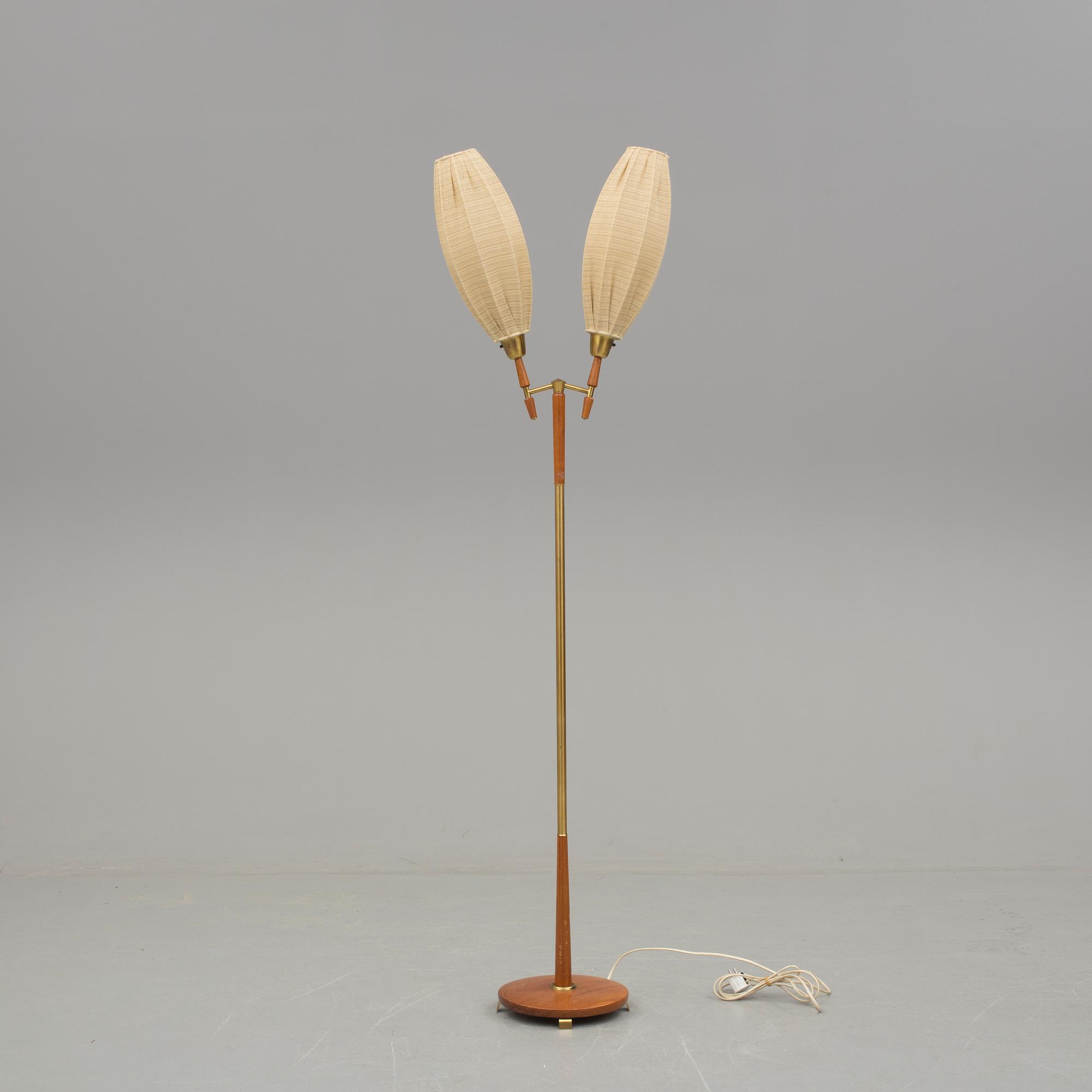 GOLVLAMPA, 1950-tal.