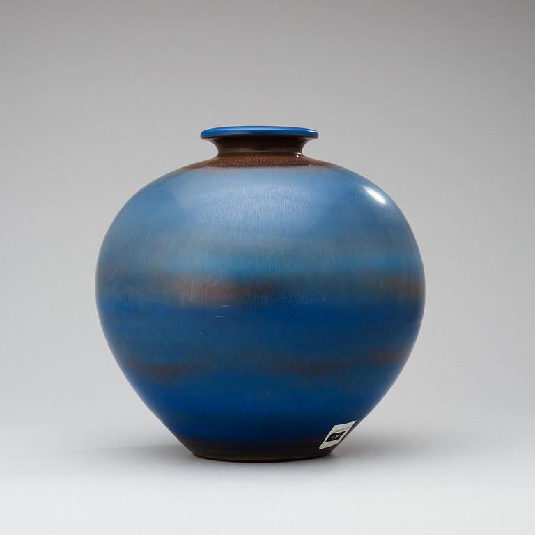 A Berndt Friberg stoneware vase, Gustavsberg Studio 1961.