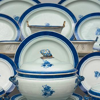 A blue and white dinner service, Qing dynasty, circa 1800. (90 pieces).