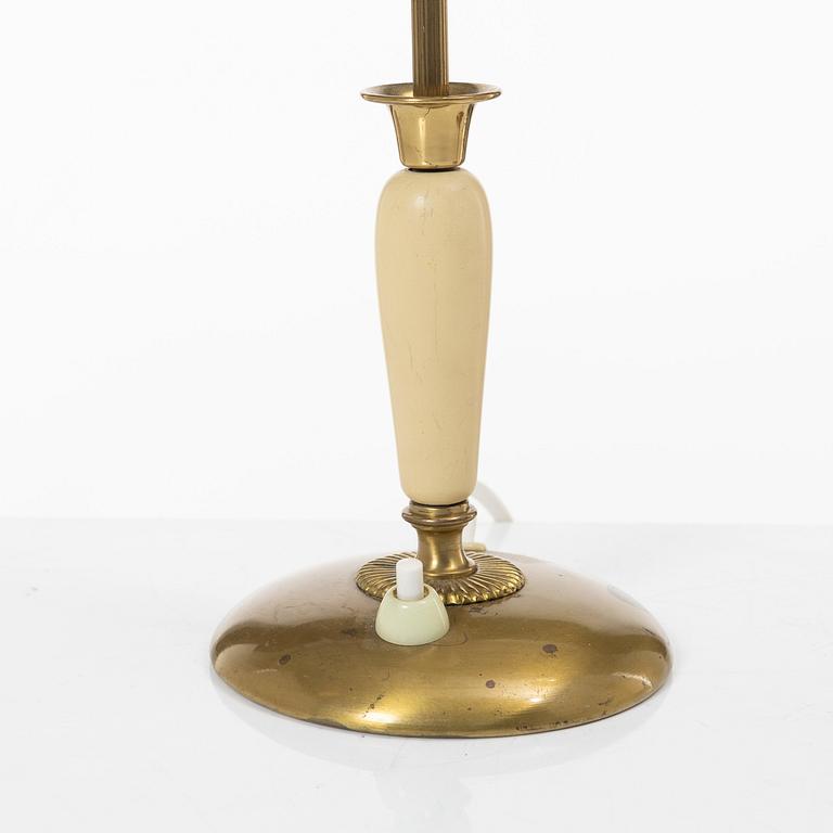 Bertil Brisborg, a pair of table lamps model 32149, Nordiska Kompaniet 1940s.