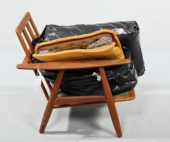 FÅTÖLJ, "GE 240/Cigarren", Hans J Wegner, 1900-talets tredje kvartal.