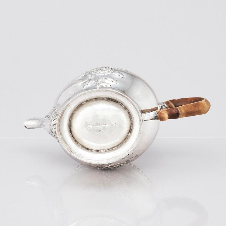 A Swedish 18th century silver tea-pot, marks of Johannes Nordgren, Jönköping 1788.