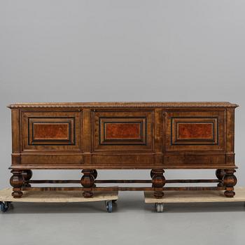 SKÄNK, barockstil, 1900-tal.