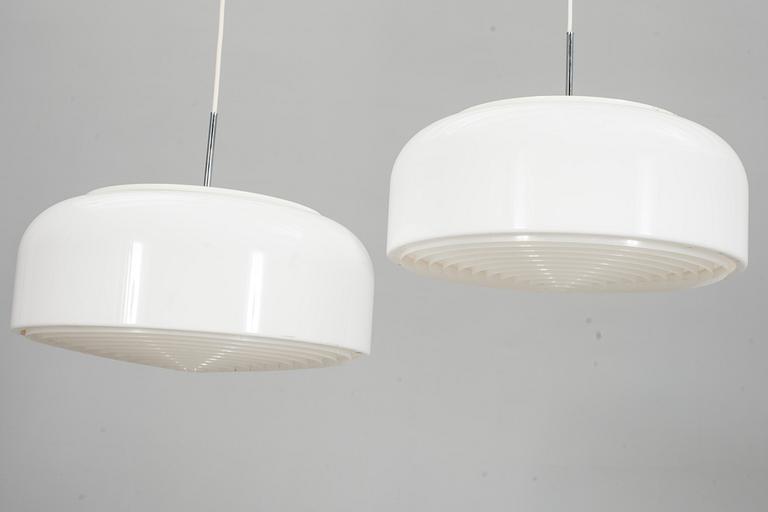 TAKLAMPOR, ett par, "Knubbling", Ateljé Lyktan, Åhus. 1900-talets andra hälft.