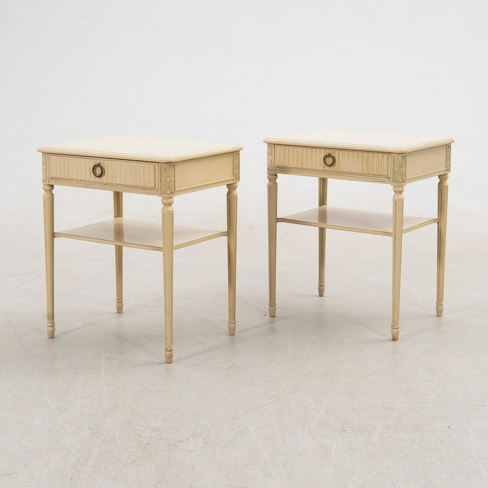 Nightstands, a pair, Gustavian style, 20th century.