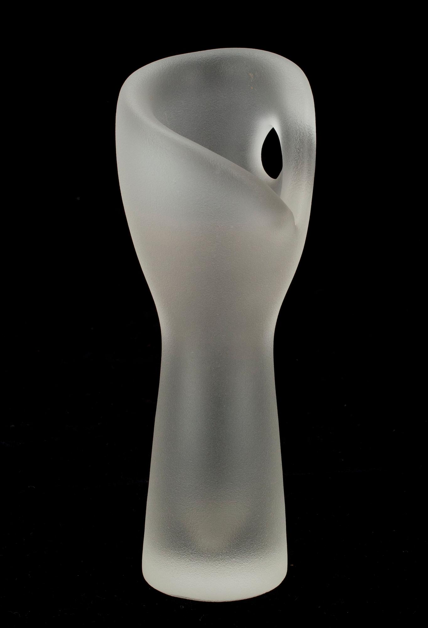 MALJAKKO, lasia, "Hiidennyrkki", signeerattu Timo Sarpaneva, Iittala. 1952-1960.