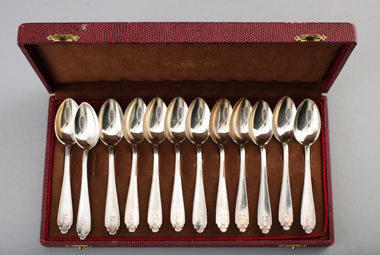 KAFFESKEDAR, 12 st, silver, modell Vasa, GAB, 1935-1936. Vikt ca 157 g.