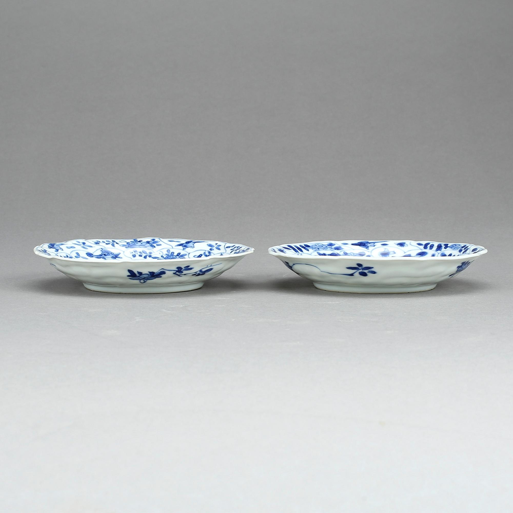 SKÅLFAT, ett par, porslin, Kina, Kangxi (1662-1722).