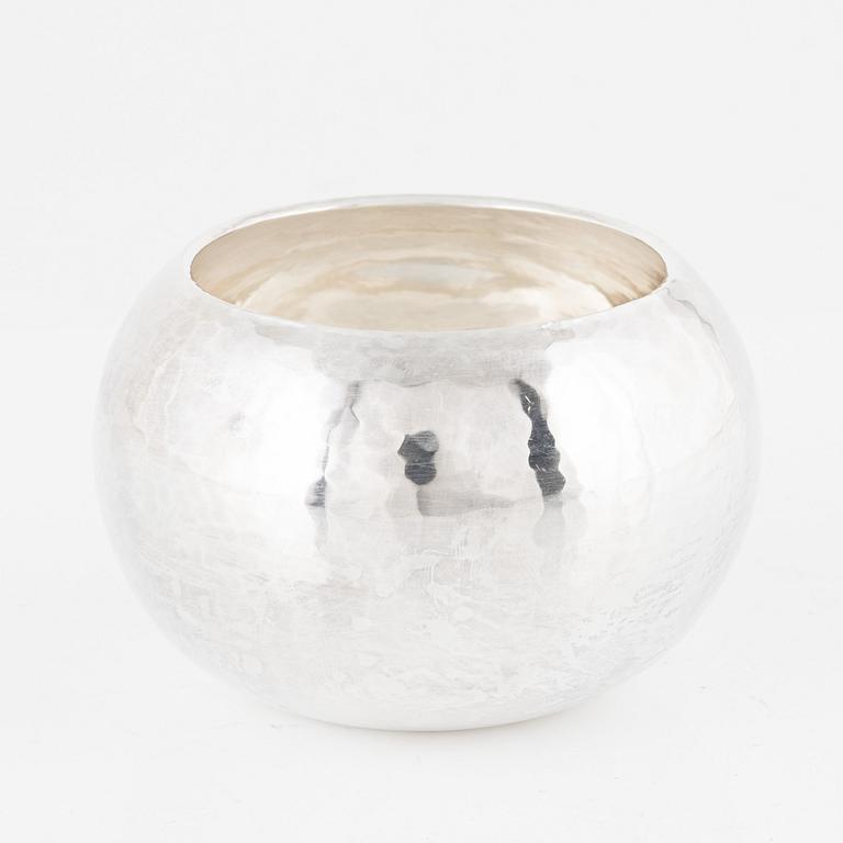 Rolf Carlman, a sterling silver bowl, Stockholm, 1992.