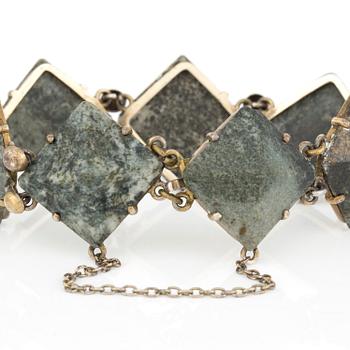 ARMBAND med kolmårdsmarmor.