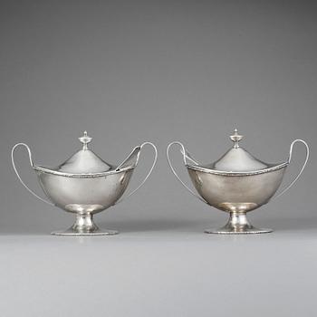 SOCKERSKÅLAR, ett par, silver, CF Carlman, Stockholm, bla, 1929. Vikt ca 937g.
