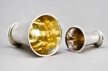 BÄGARE, 2 st, silver, bl a Tornberg, Linköping, 1801. Tot. v. 150 g.