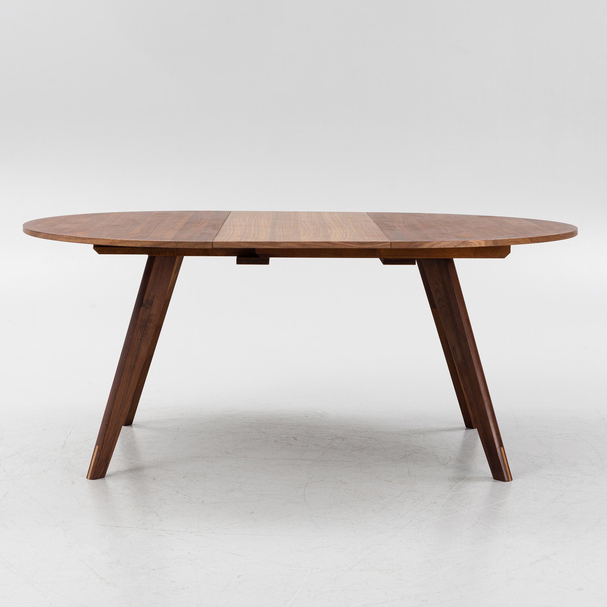 Michael H. Nielsen, a 'New Mood' dining table from Bolia.
