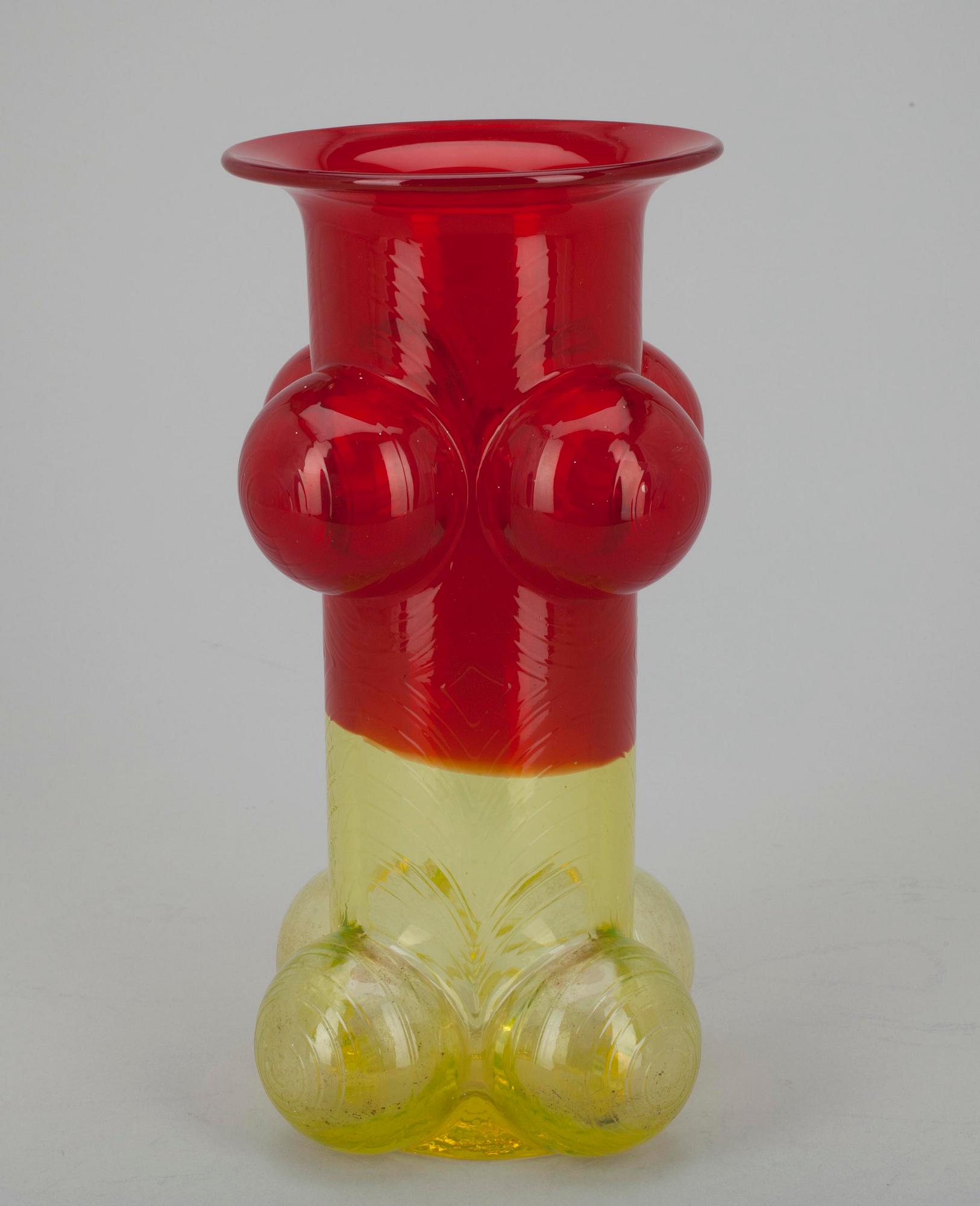 VAS, glas, "Pajazzo", signerad Nanny Still Riihimäen Lasi Oy. 1970-tal.