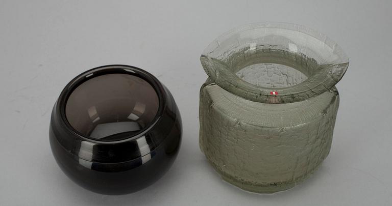 VAS samt SKÅL, glas, sign. Timo Sarpaneva, Iittala Finland 1900-talets senare hälft.