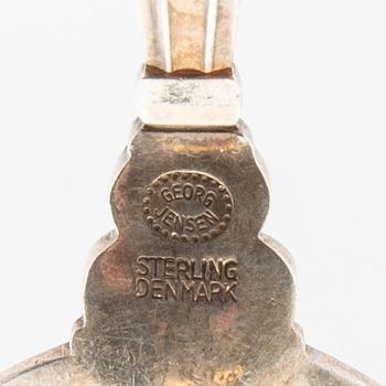 Johan Rohde, cutlery 39 dlr "Konge/Achorn" sterling silver for Georg Jensen after 1945.