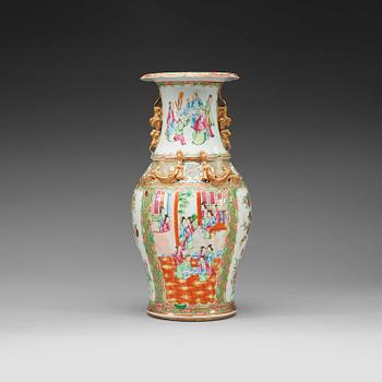 A Canton famille rose vase, Qing dynasty, 19th Century.