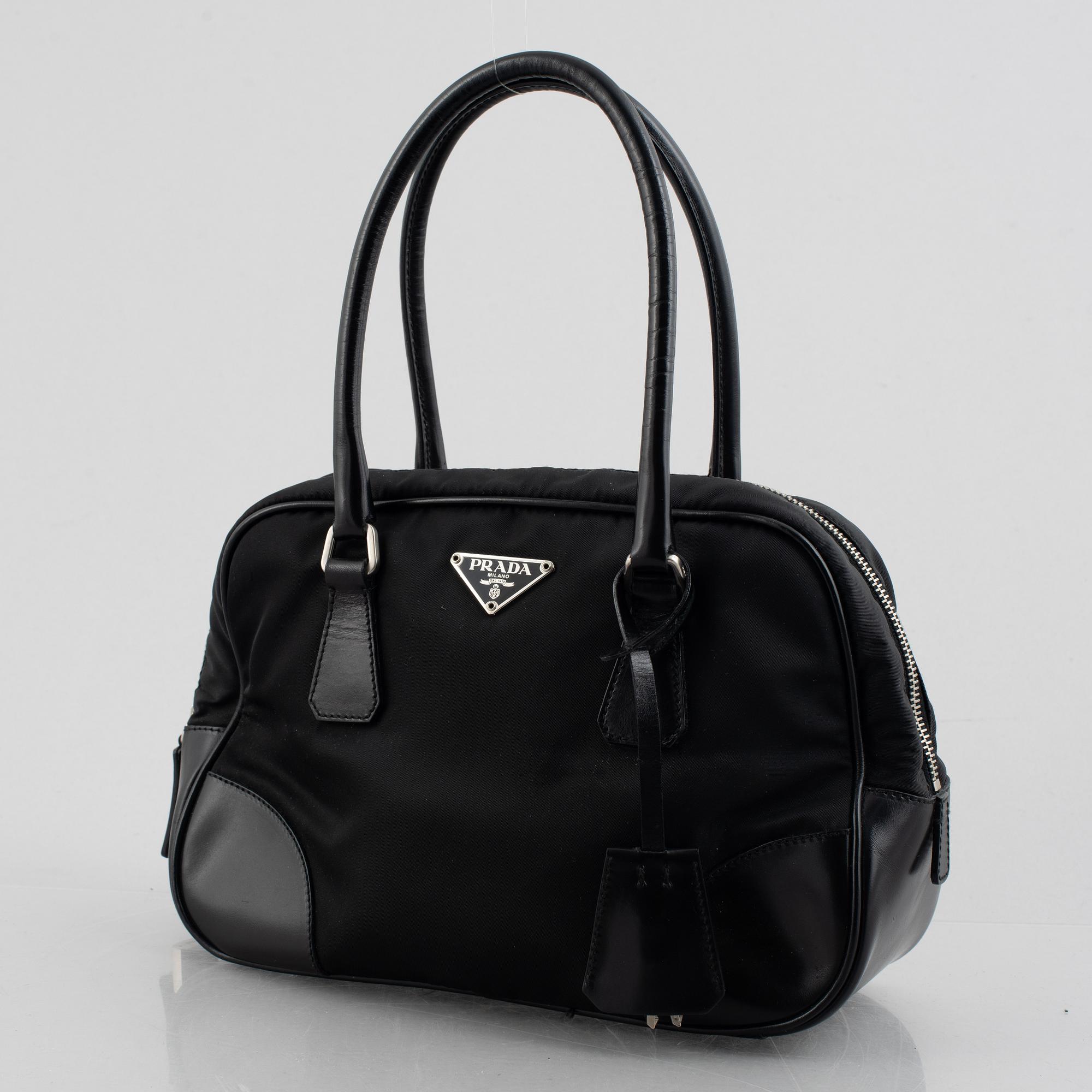 Prada, väska, 2001.