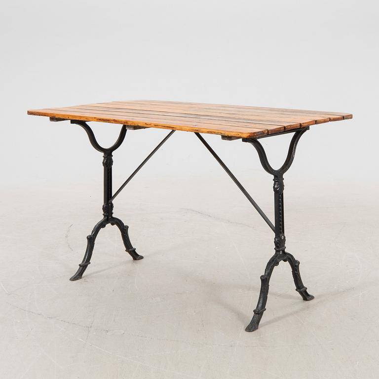 A two pcs Btarums bruks garden suit later part of the 20th century.