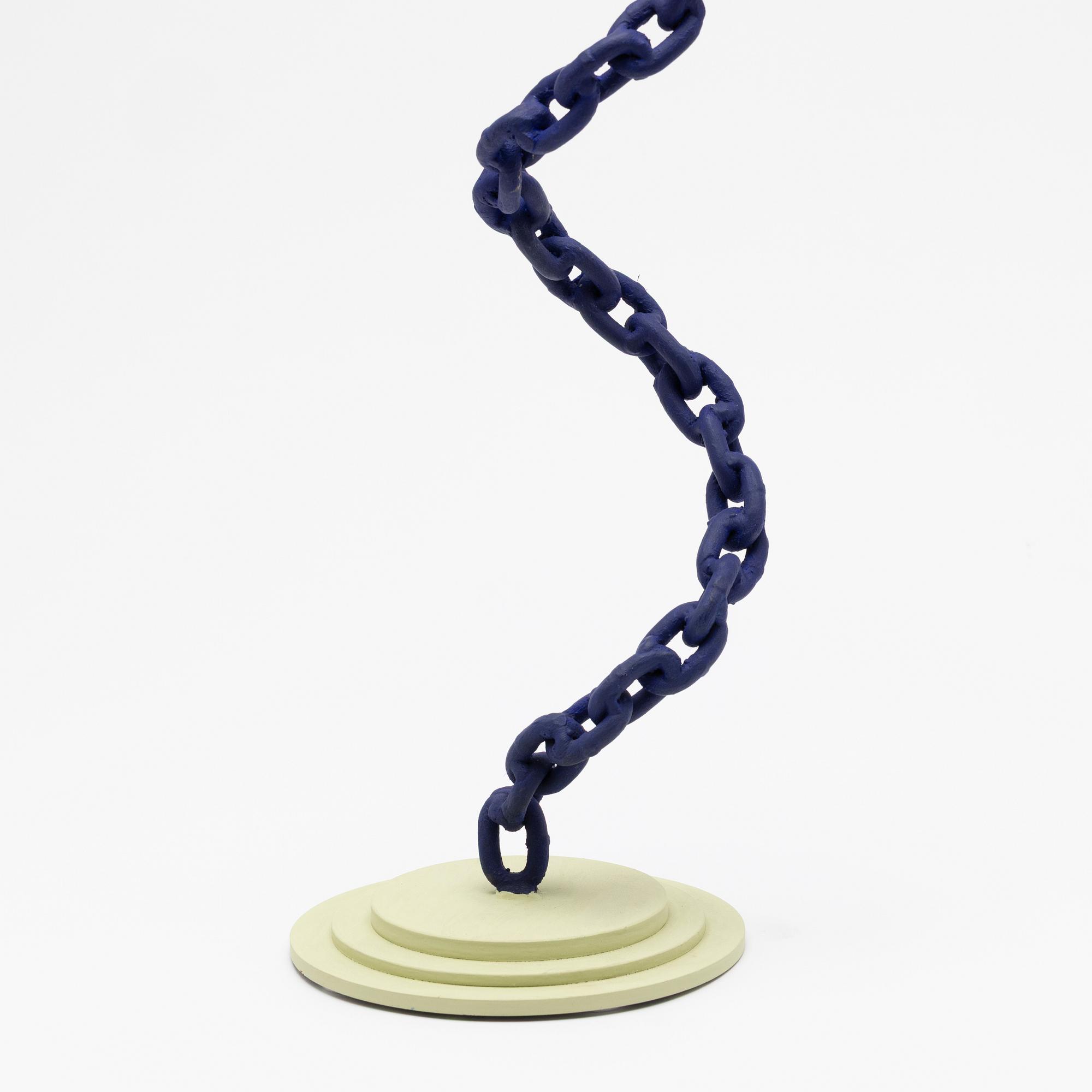 Oscar Reutersvärd, "Upward-Striving Chain".