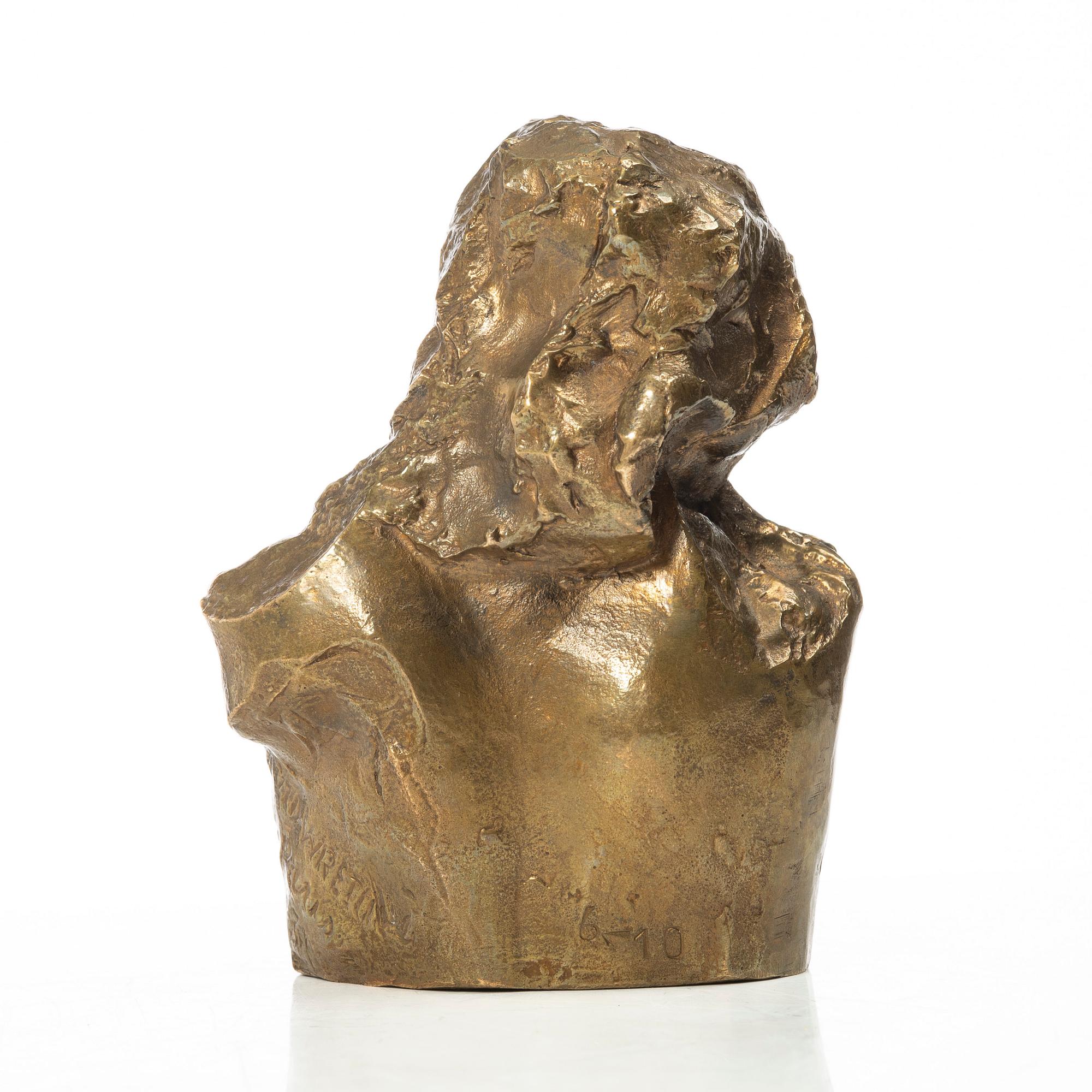 David Wretling, Bust.