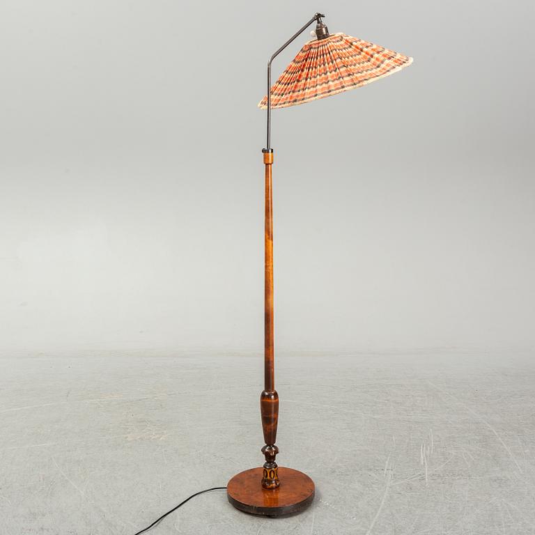 GOLVLAMPA, 1930-tal.