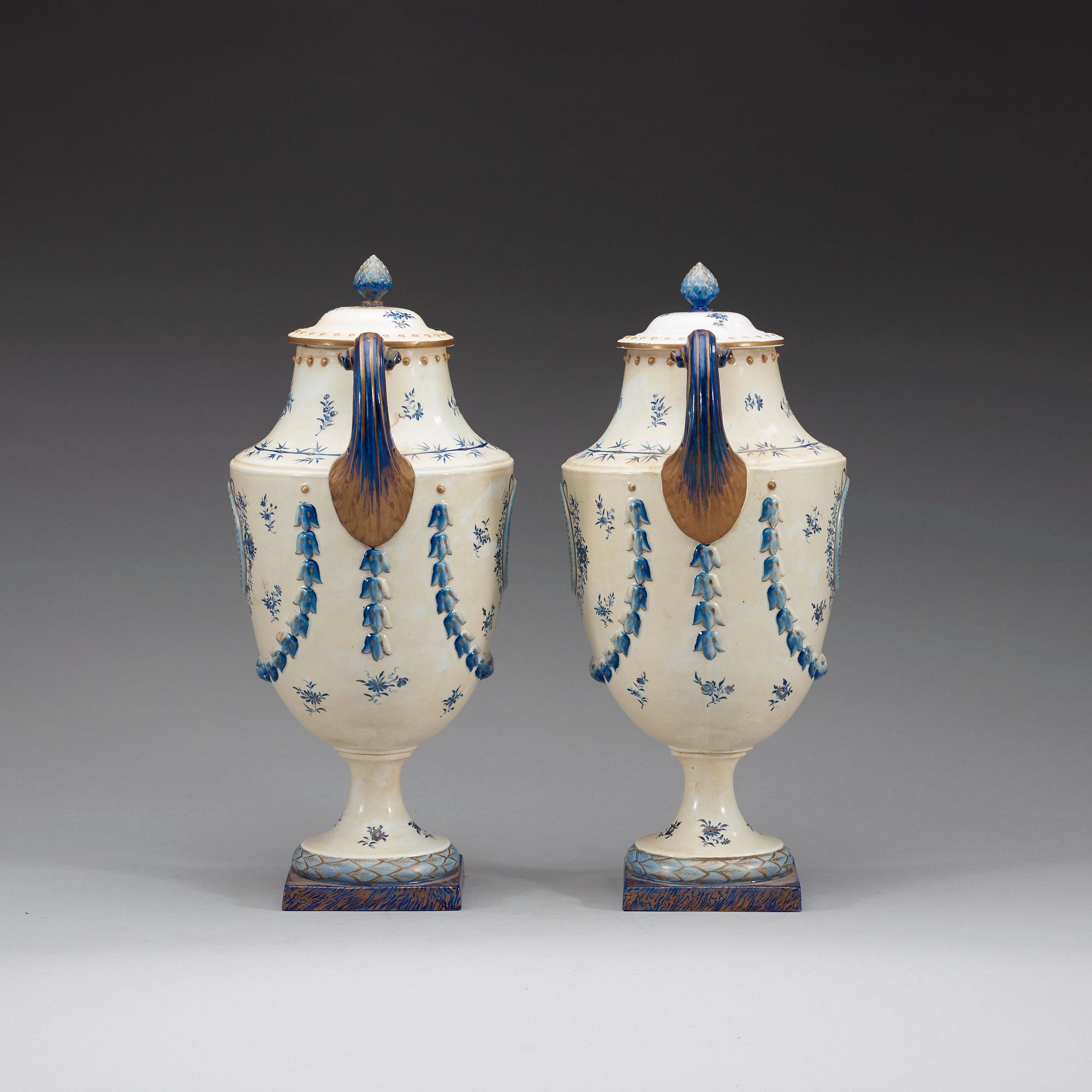 A pair of 'Marieberg shaped' jars with covers, Qing dynasty, Jiaqing (1796-1820).