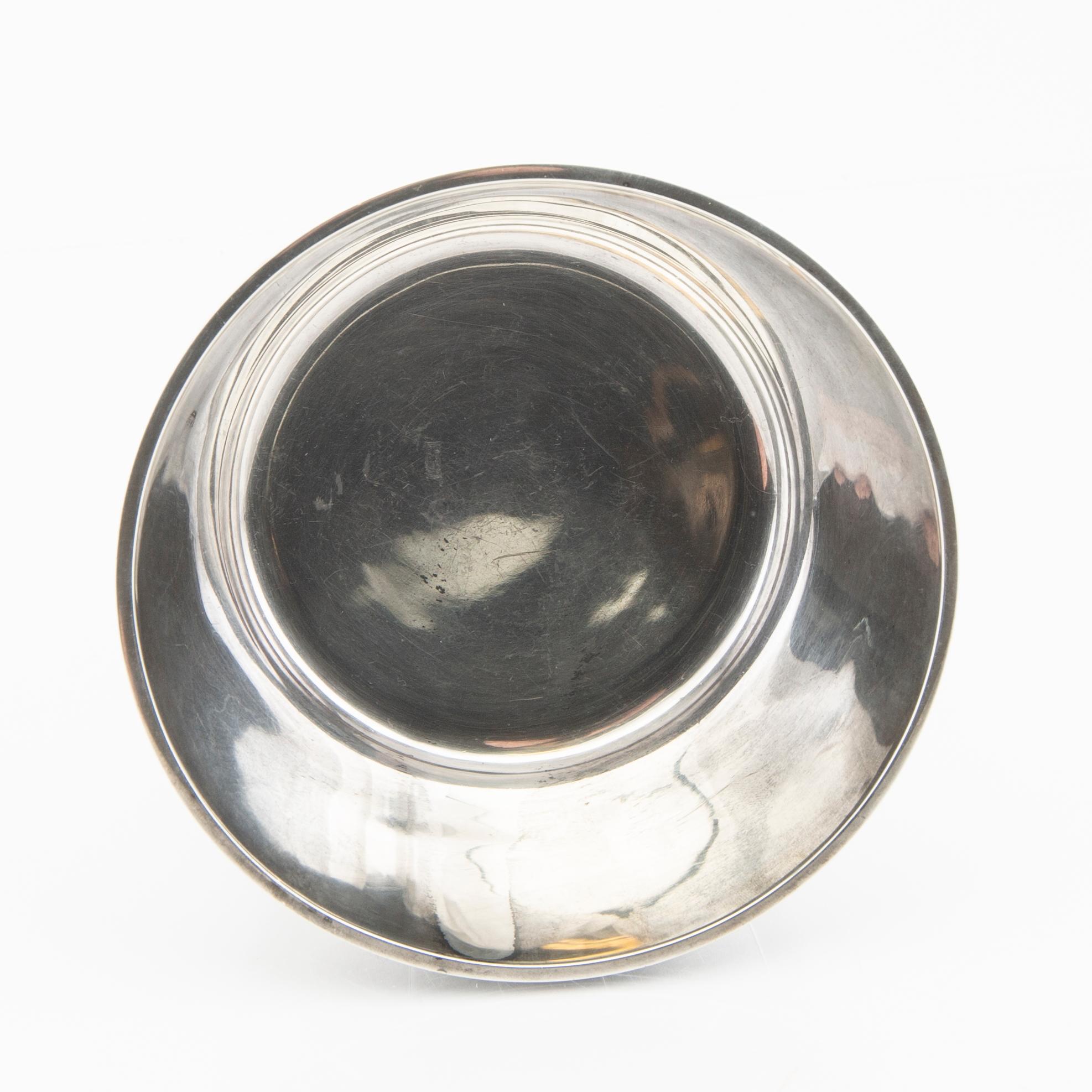 A Swedish 20th century silver bowl mark of Eric Råström, Stockholm 1973 weight 344 grams.